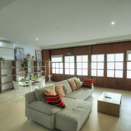 Spacious & Chic 1 Bedroom In Waterfront Gspi1-1 * ビルグ