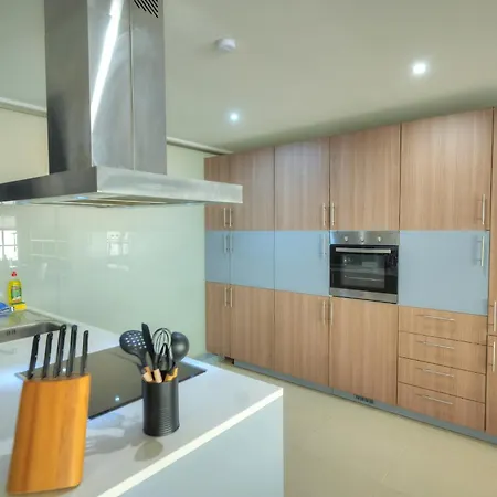 Spacious & Chic 1 Bedroom In Waterfront Gspi1-1 アパート ビルグ