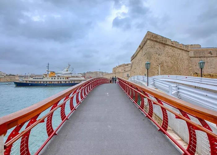 Spacious & Chic 1 Bedroom In Waterfront Gspi1-1 * Birgu