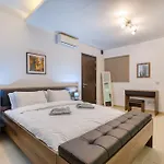 Spacious & Chic 1 Bedroom In Waterfront Gspi1-1