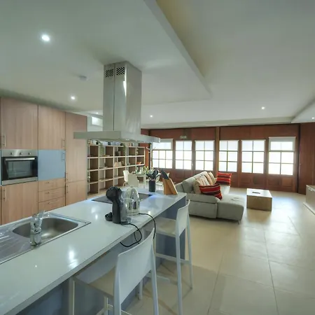 Lejlighed Spacious & Chic 1 Bedroom In Waterfront Gspi1-1 *